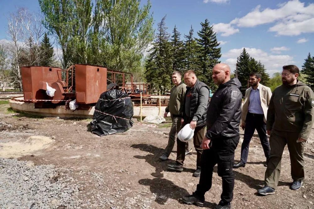 Борис Трима: Делегация Нижегородской области оценила ход работ по восстановлению ДНР Борис Трима: Делегация Нижегородской области оценила ход работ по восстановлению ДНР