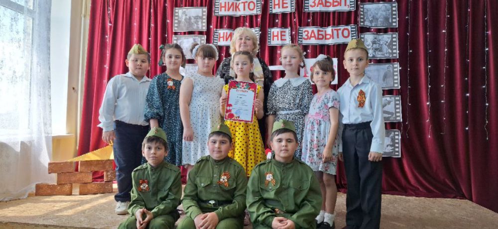 НАМ ПЕСНИ ЭТИ ПОЗАБЫТЬ НЕЛЬЗЯ НАМ ПЕСНИ ЭТИ ПОЗАБЫТЬ НЕЛЬЗЯ