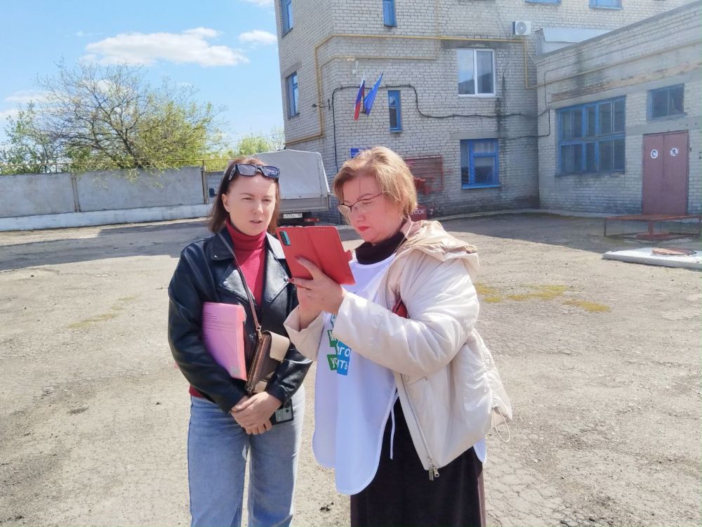 Волонтеры продолжают помогать кировчанам отдать свой голос за объекты благоустройства Волонтеры продолжают помогать кировчанам отдать свой голос за объекты благоустройства