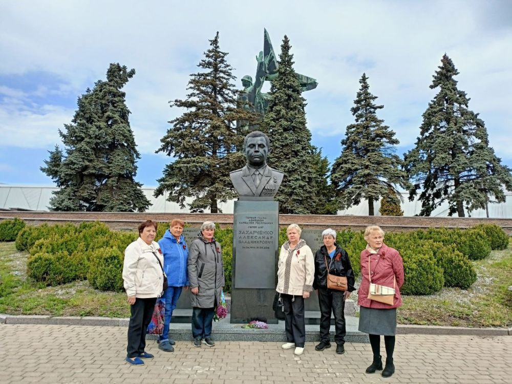 Александр Подгорный: 30 апреля в преддверии празднования 80-летия Великой Победы получатели социальных услуг МБУ «Территориальный центр социального обслуживания (предоставления социальных услуг) Червоногвардейского района... Александр Подгорный: 30 апреля в преддверии празднования 80-летия Великой Победы получатели социальных услуг МБУ «Территориальный центр социального обслуживания (предоставления социальных услуг) Червоногвардейского района...