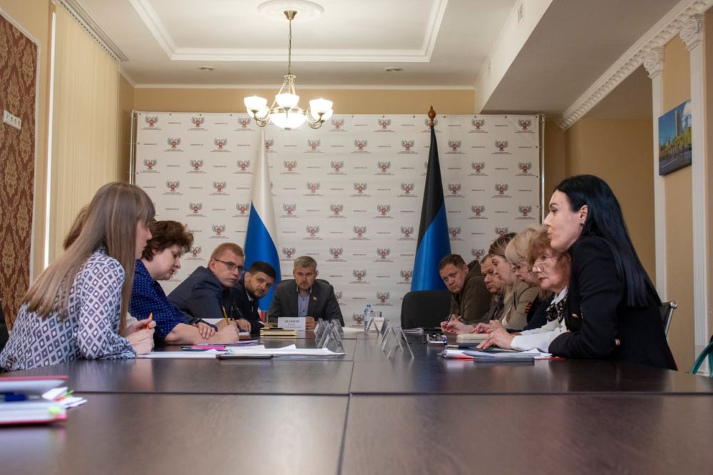 В Народном Совете обсудили проблемы оформления земельных участков В Народном Совете обсудили проблемы оформления земельных участков