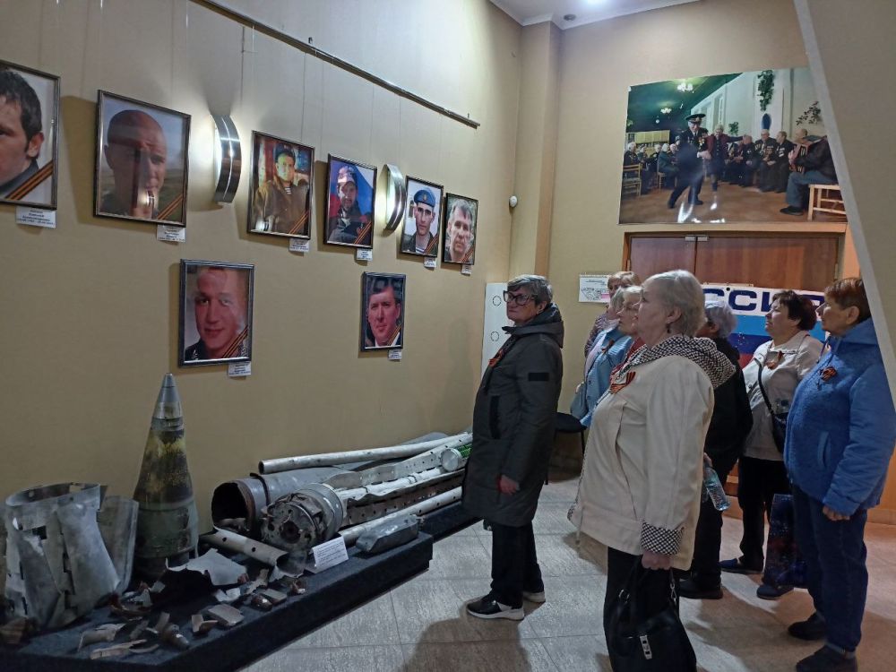 Александр Подгорный: 30 апреля в преддверии празднования 80-летия Великой Победы получатели социальных услуг МБУ «Территориальный центр социального обслуживания (предоставления социальных услуг) Червоногвардейского района... Александр Подгорный: 30 апреля в преддверии празднования 80-летия Великой Победы получатели социальных услуг МБУ «Территориальный центр социального обслуживания (предоставления социальных услуг) Червоногвардейского района...