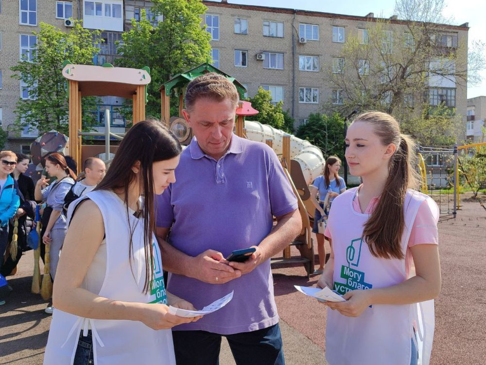 В Докучаевске прошел Всероссийский субботник! В Докучаевске прошел Всероссийский субботник!