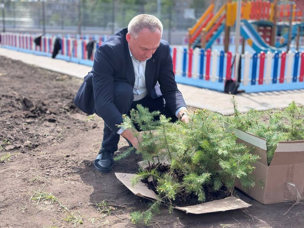 Михаил Меренков: В Будённовском районе состоялась Всероссийская акция «Сады памяти» и акция по благоустройству и озеленению Республики «Зелёный Донбасс» Михаил Меренков: В Будённовском районе состоялась Всероссийская акция «Сады памяти» и акция по благоустройству и озеленению Республики «Зелёный Донбасс»