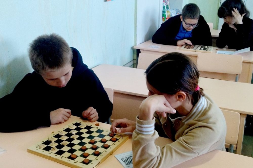 В школе городского округа Снежное прошел шашечный турнир В школе городского округа Снежное прошел шашечный турнир