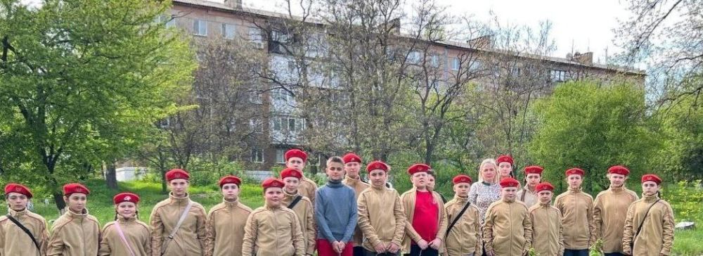 30 мая в Доме ЮНАРМИИ Г. Кировское прошло познавательное занятие об истории Первомая 30 мая в Доме ЮНАРМИИ Г. Кировское прошло познавательное занятие об истории Первомая