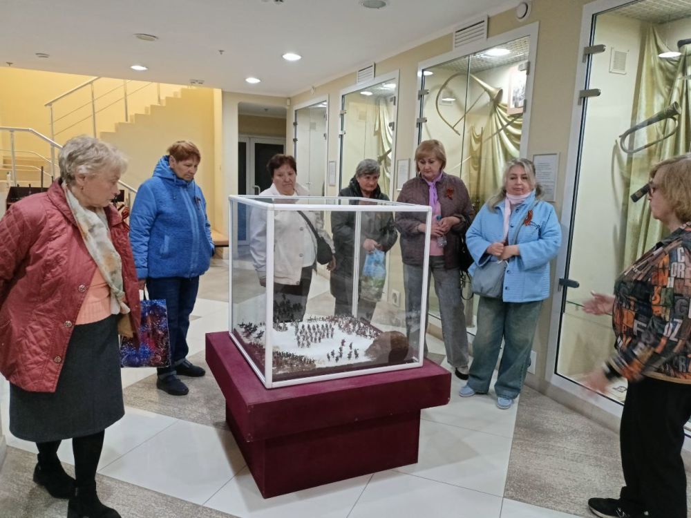 Александр Подгорный: 30 апреля в преддверии празднования 80-летия Великой Победы получатели социальных услуг МБУ «Территориальный центр социального обслуживания (предоставления социальных услуг) Червоногвардейского района... Александр Подгорный: 30 апреля в преддверии празднования 80-летия Великой Победы получатели социальных услуг МБУ «Территориальный центр социального обслуживания (предоставления социальных услуг) Червоногвардейского района...