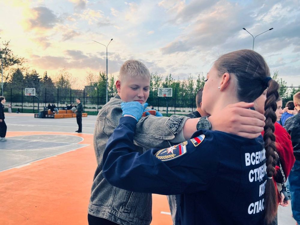 «Старший брат» подает пример «Старший брат» подает пример