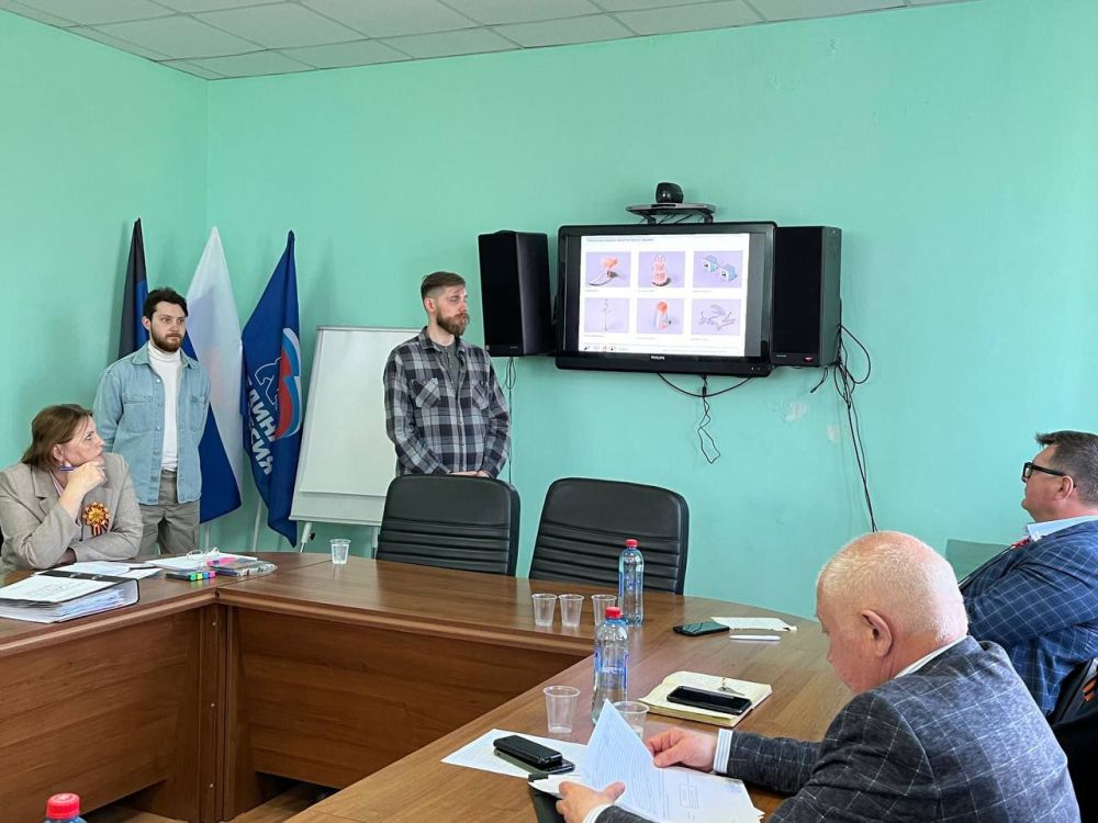 Василий Овчаров: В Новоазовске жителям представили обновленную концепцию благоустройства набережной Василий Овчаров: В Новоазовске жителям представили обновленную концепцию благоустройства набережной