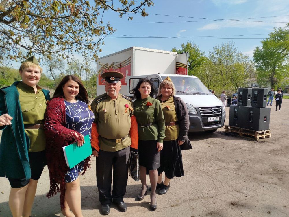 Александр Шатов: Автопоезд Победы продолжает следовать дорогами Шахтерского округа Александр Шатов: Автопоезд Победы продолжает следовать дорогами Шахтерского округа