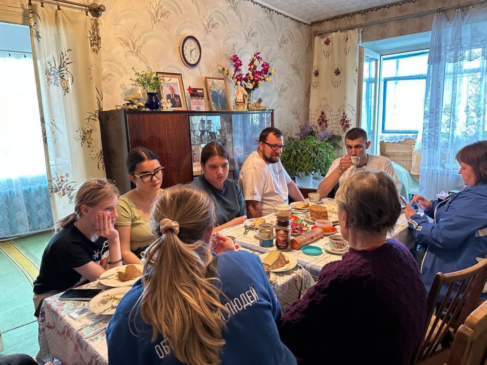 Две истории, две судьбы, два примера для подражания! Две истории, две судьбы, два примера для подражания!