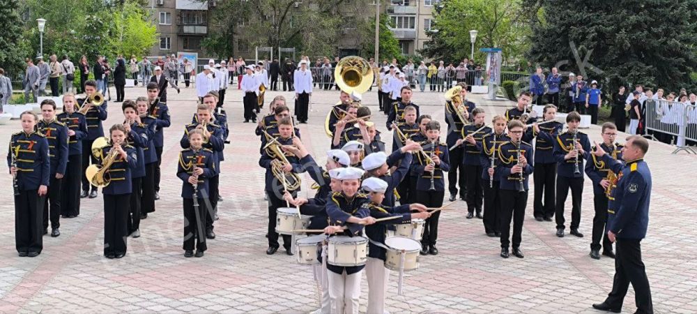 2 мая в городе-герое Волгограде начались конкурсные прослушивания участников заключительного этапа масштабного Всероссийского фестиваля-конкурса духовых оркестров «Кубок Сталинграда», посвящённого 80-летию Победы в Великой... 2 мая в городе-герое Волгограде начались конкурсные прослушивания участников заключительного этапа масштабного Всероссийского фестиваля-конкурса духовых оркестров «Кубок Сталинграда», посвящённого 80-летию Победы в Великой...