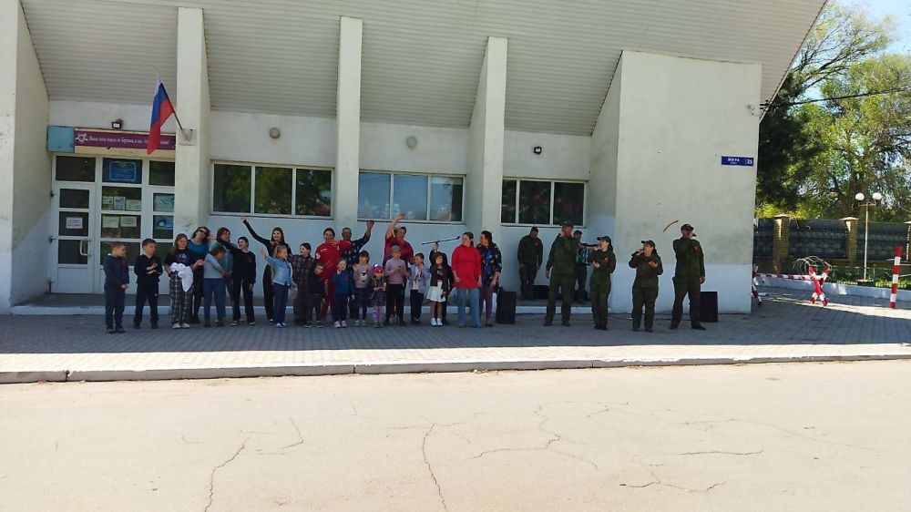 В учреждениях культуры Новоазовского муниципального округа прошли разнообразные мероприятия, посвящённые Первомаю В учреждениях культуры Новоазовского муниципального округа прошли разнообразные мероприятия, посвящённые Первомаю