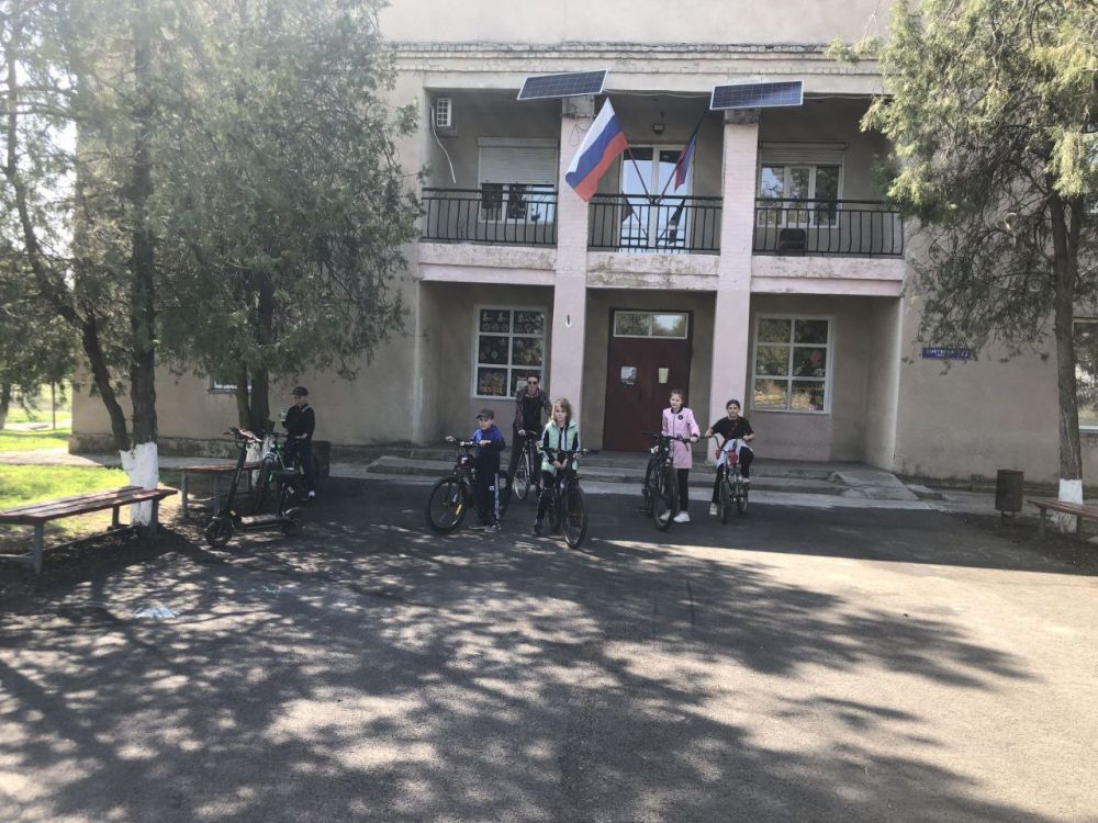 В учреждениях культуры Новоазовского муниципального округа прошли разнообразные мероприятия, посвящённые Первомаю В учреждениях культуры Новоазовского муниципального округа прошли разнообразные мероприятия, посвящённые Первомаю