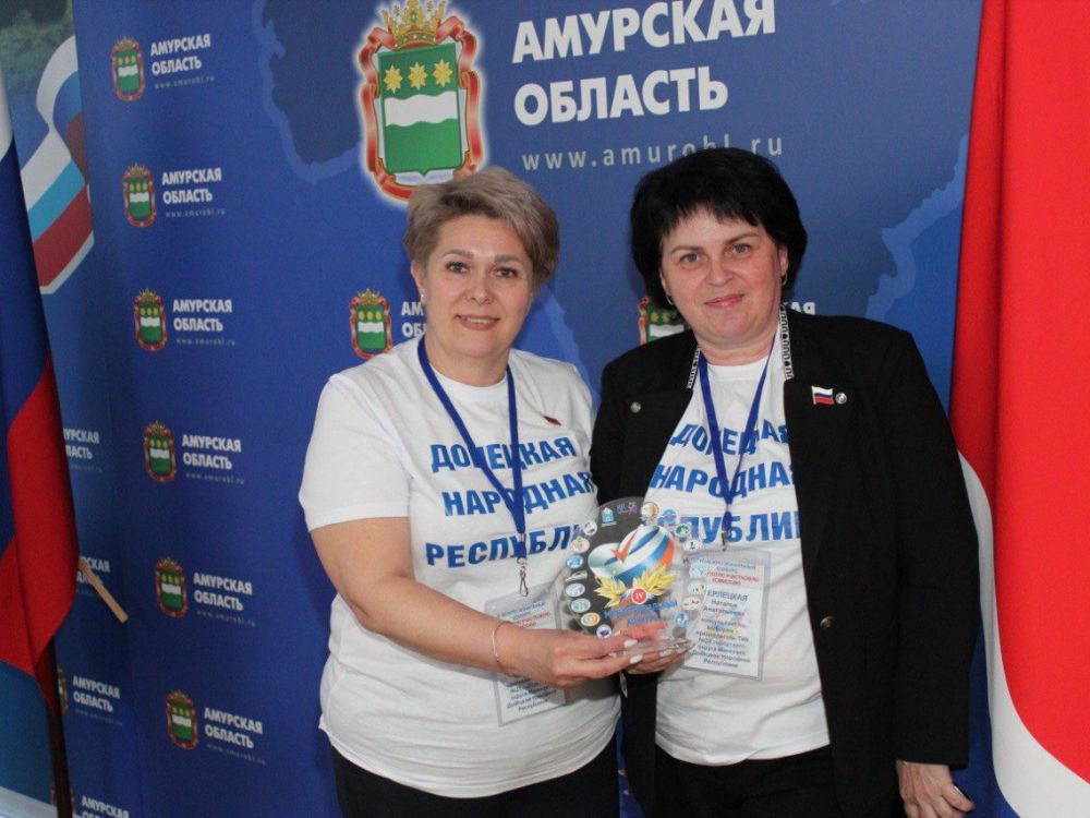 В Амуризбиркоме состоялось торжественное подведение итогов IV межрегионального конкурса на лучшую участковую избирательную комиссию, в котором приняли непосредственное участие председатели территориальных избирательных... В Амуризбиркоме состоялось торжественное подведение итогов IV межрегионального конкурса на лучшую участковую избирательную комиссию, в котором приняли непосредственное участие председатели территориальных избирательных...