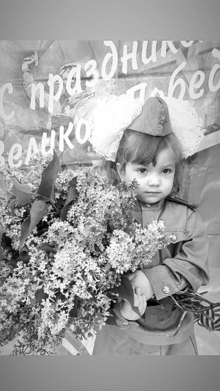 В преддверии 9 Мая, Великого праздника для нашего народа, в ГКДОУ "Володарский детский сад №1 "Солнышко" стартовал фотомарафон "Мы памяти этой верны" В преддверии 9 Мая, Великого праздника для нашего народа, в ГКДОУ "Володарский детский сад №1 "Солнышко" стартовал фотомарафон "Мы памяти этой верны"