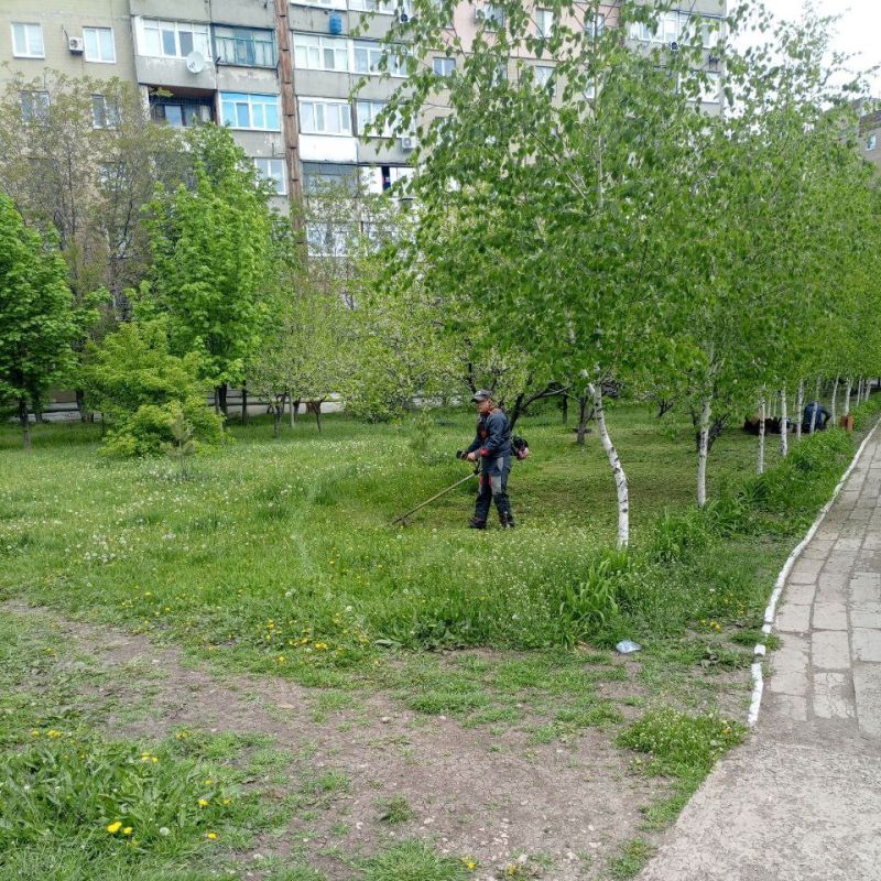В Кировском продолжаются мероприятия по благоустройству В Кировском продолжаются мероприятия по благоустройству