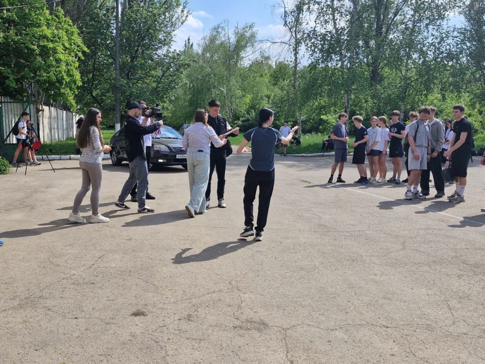 5 мая 2025 года в городском парке им. Чехова прошла Харцызская городская легкоатлетическая эстафета среди учебных заведений, посвященная Дню Победы 5 мая 2025 года в городском парке им. Чехова прошла Харцызская городская легкоатлетическая эстафета среди учебных заведений, посвященная Дню Победы