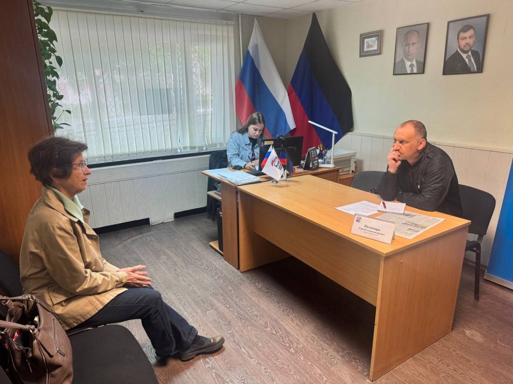 В общественной приёмной прошёл приём депутата городского совета В общественной приёмной прошёл приём депутата городского совета