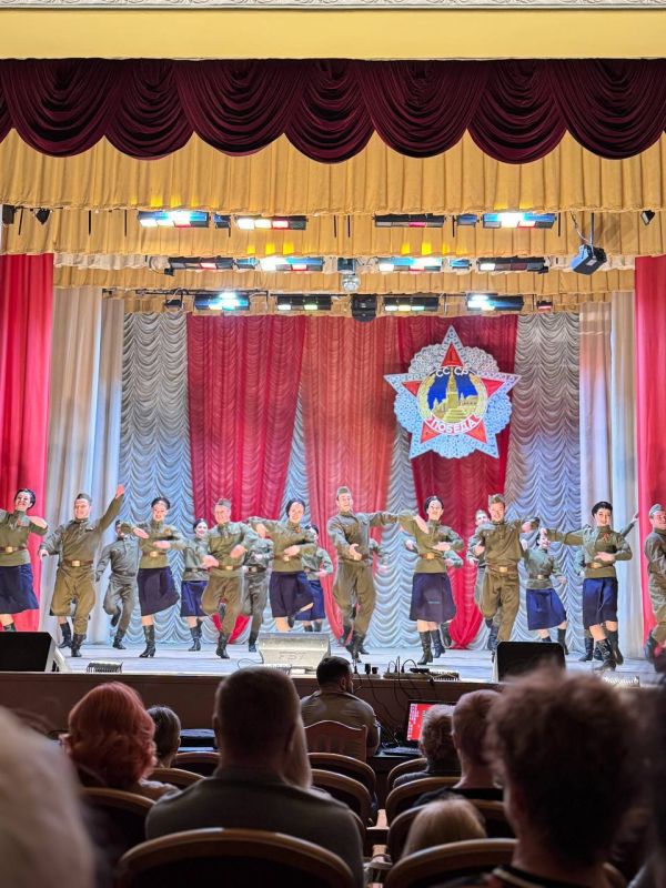 Праздничный концерт к 80-летию Победы в ДК "ЯКХЗ" Праздничный концерт к 80-летию Победы в ДК "ЯКХЗ"