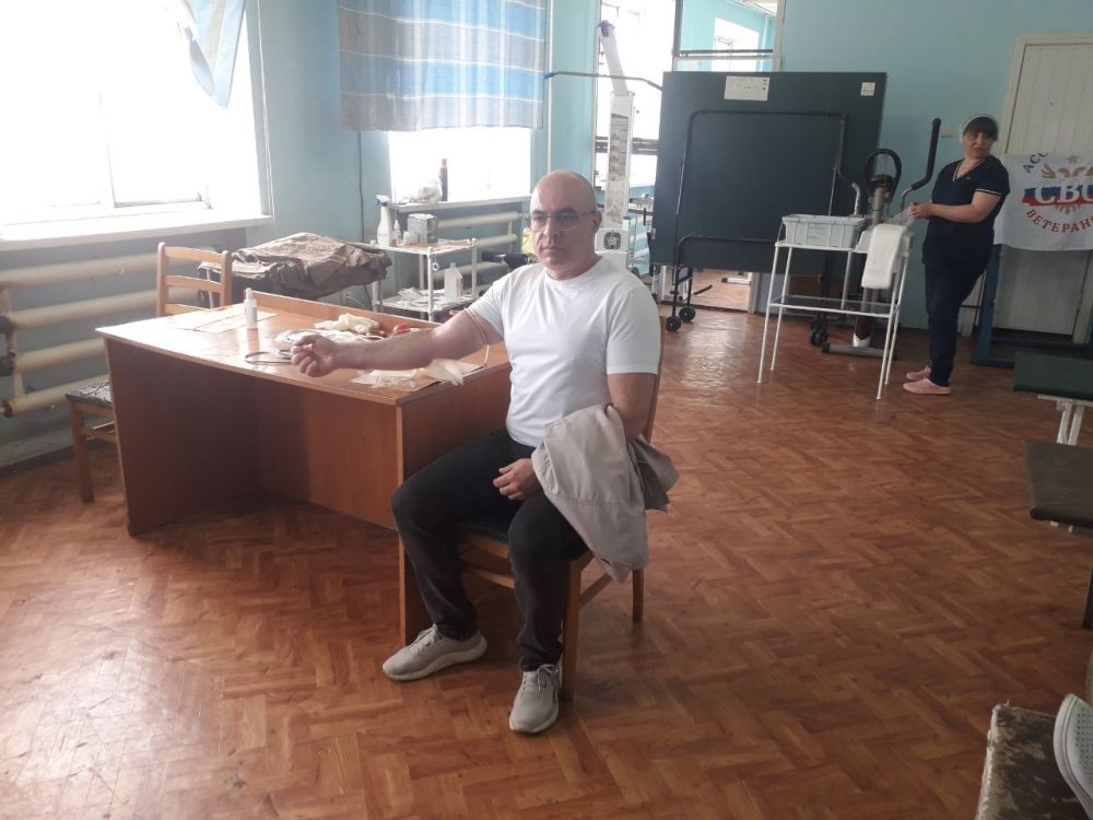 Сергей Желновач: В Дебальцево прошел День донора в Локомотивном депо Сергей Желновач: В Дебальцево прошел День донора в Локомотивном депо