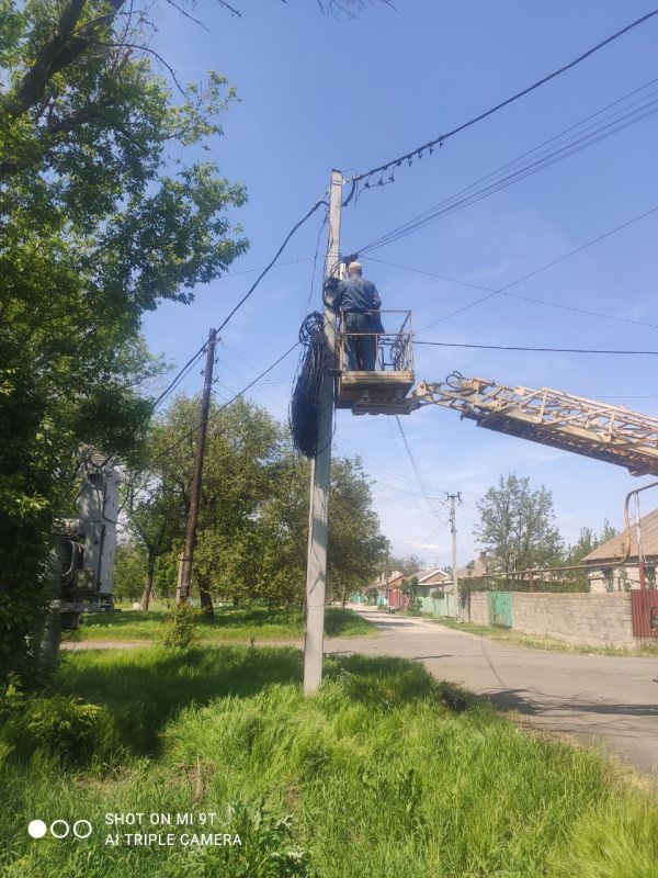 Борис Трима: В Мангушском муниципальном округе МБУ «Службой благоустройства ВЕКТОР» продолжается работа по восстановлению и ремонту уличного освещения: Борис Трима: В Мангушском муниципальном округе МБУ «Службой благоустройства ВЕКТОР» продолжается работа по восстановлению и ремонту уличного освещения: