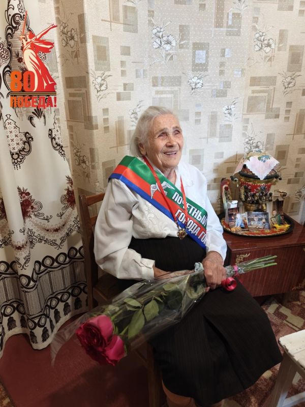 Роман Конев: Жива еще в потомках память, Тех героических времен – Советским труженикам тыла Низкий наш земной поклон! Роман Конев: Жива еще в потомках память, Тех героических времен – Советским труженикам тыла Низкий наш земной поклон!