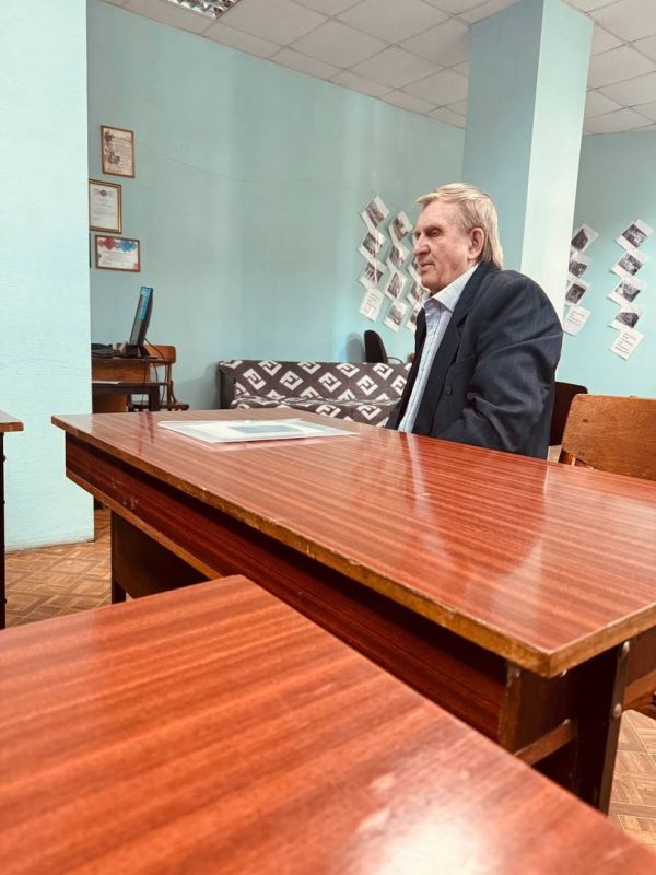 Роман Конев: Состоялся приём граждан депутатом Горловского городского совета Донецкой Народной Республики первого созыва Эдуардом Полепкиным Роман Конев: Состоялся приём граждан депутатом Горловского городского совета Донецкой Народной Республики первого созыва Эдуардом Полепкиным