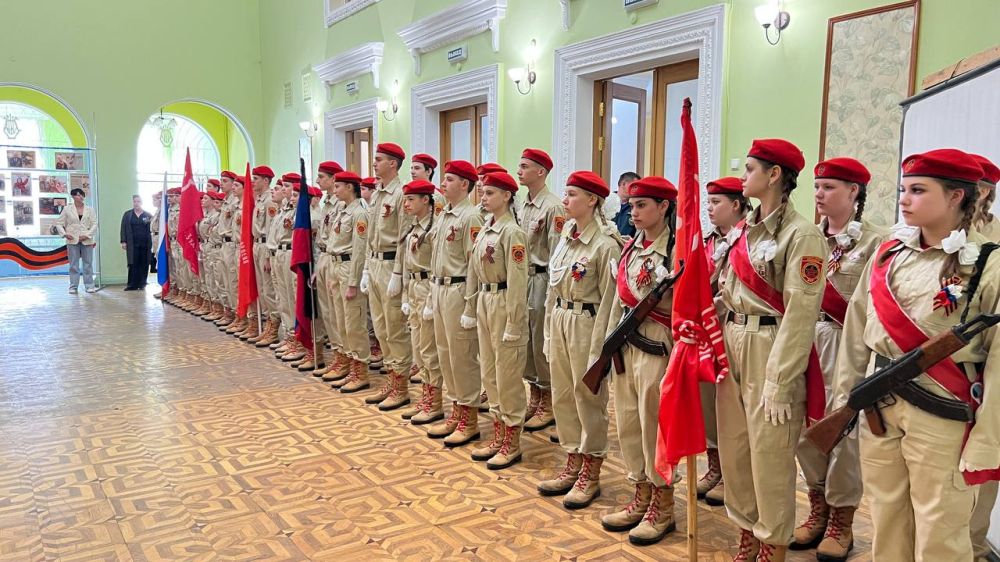 Юнармейцы Кировского приняли участие в патриотическом мероприятии к 80-летию Победы Юнармейцы Кировского приняли участие в патриотическом мероприятии к 80-летию Победы