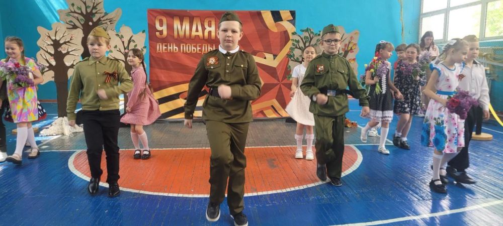 Сергей Желновач: В преддверии Дня Великой Победы 6 мая в ГБОУ "Школа №4 г. о. Дебальцево" Сергей Желновач: В преддверии Дня Великой Победы 6 мая в ГБОУ "Школа №4 г. о. Дебальцево"
