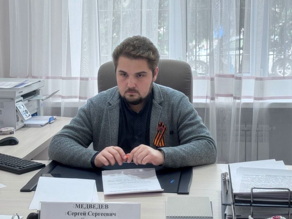 Роман Конев: Состоялись заседания постоянных комитетов Горловского городского совета Донецкой Народной Республики первого созыва Роман Конев: Состоялись заседания постоянных комитетов Горловского городского совета Донецкой Народной Республики первого созыва