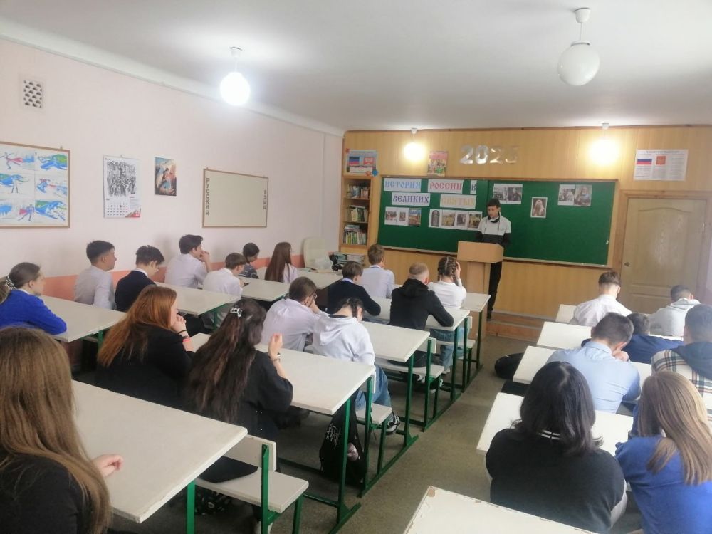 Сегодня, 6 мая, для учащиеся 8 и 10 класса ГБОУ "Школа №4 г.о.Дебальцево" прошёл третий, заключительный в этом учебном году урок Мужества из цикла "ИСТОРИЯ РОССИИ В ВЕЛИКИХ СВЯТЫХ " Сегодня, 6 мая, для учащиеся 8 и 10 класса ГБОУ "Школа №4 г.о.Дебальцево" прошёл третий, заключительный в этом учебном году урок Мужества из цикла "ИСТОРИЯ РОССИИ В ВЕЛИКИХ СВЯТЫХ "