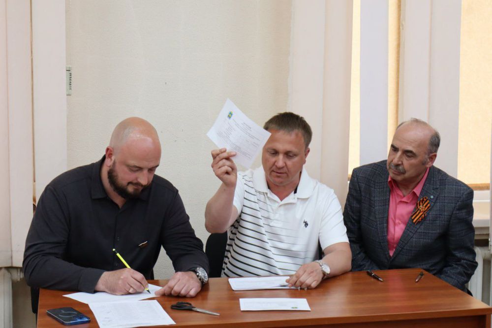 Валентина Харлашка: Сегодня, 06.05.2025, провела 49 внеочередное заседание Макеевского городского совета Донецкой Народной Республики первого созыва Валентина Харлашка: Сегодня, 06.05.2025, провела 49 внеочередное заседание Макеевского городского совета Донецкой Народной Республики первого созыва