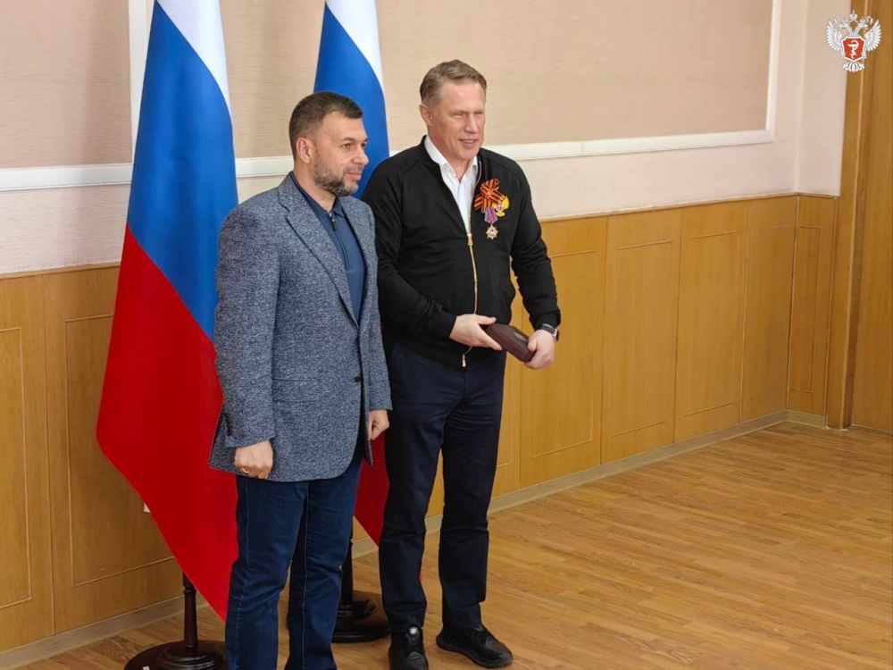 Это остров надежды посреди моря огня и крови Это остров надежды посреди моря огня и крови