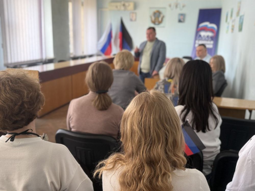 Иван Адамец: В Управе Куйбышевского района состоялось торжественное собрание, приуроченное ко Дню Республики Иван Адамец: В Управе Куйбышевского района состоялось торжественное собрание, приуроченное ко Дню Республики