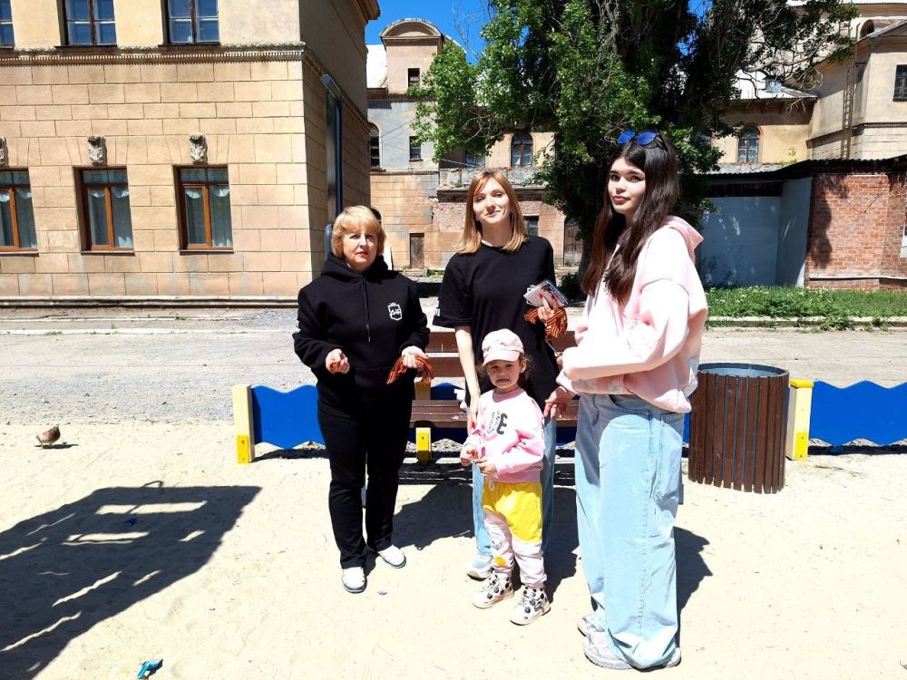 Виктория Жукова: Акция «Георгиевская лента» продолжает шагать по городам Донецкой Народной Республики! Виктория Жукова: Акция «Георгиевская лента» продолжает шагать по городам Донецкой Народной Республики!