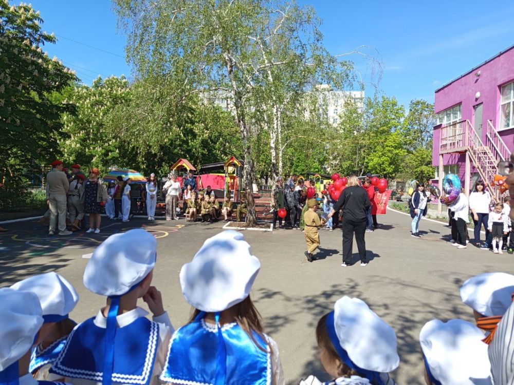 В учебных заведениях Мариуполя сегодня проходили мероприятия, посвященные 80-летию Победы В учебных заведениях Мариуполя сегодня проходили мероприятия, посвященные 80-летию Победы