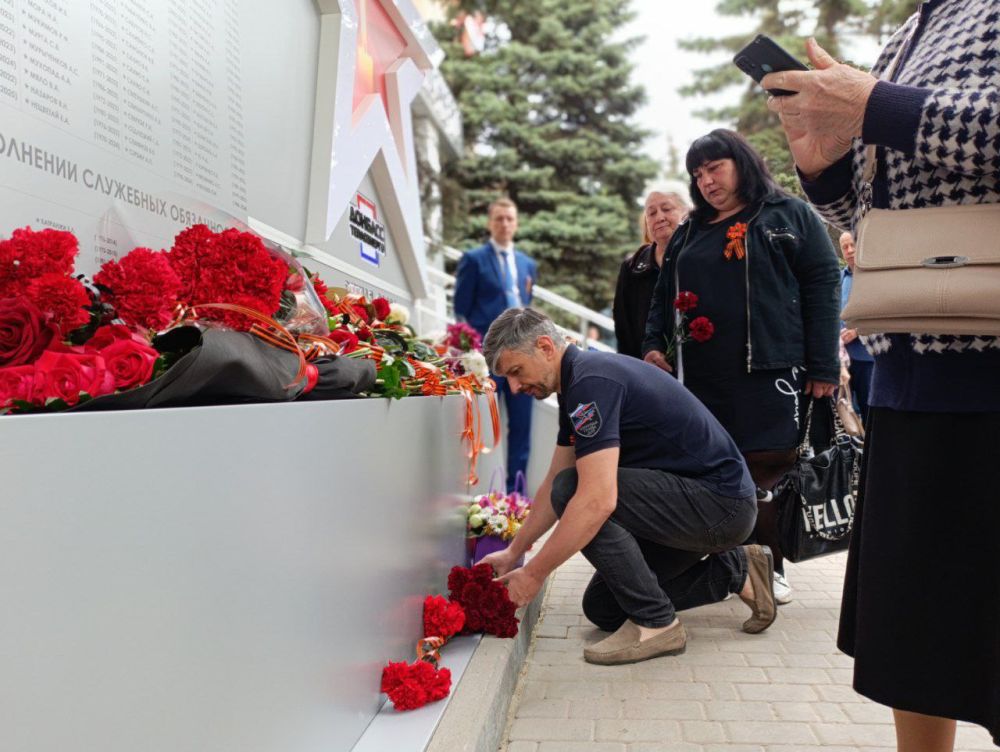 Анна Кондрыкинская: Вечная память. Сегодня на предприятии ГУП ДНР «Донбасстеплоэнерго» состоялось открытие Стеллы памяти Анна Кондрыкинская: Вечная память. Сегодня на предприятии ГУП ДНР «Донбасстеплоэнерго» состоялось открытие Стеллы памяти