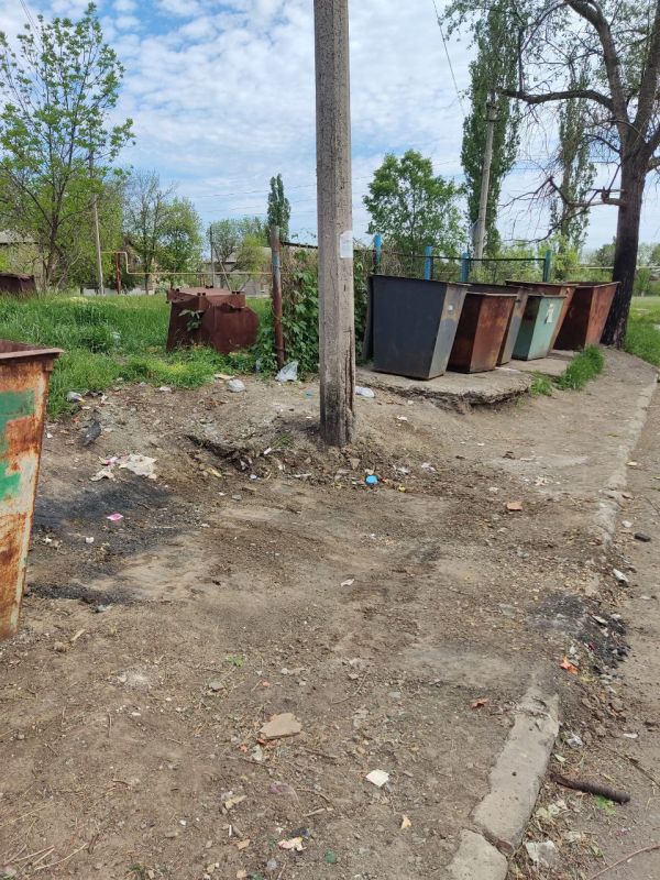 В Ждановке продолжаются работы по наведению порядка В Ждановке продолжаются работы по наведению порядка