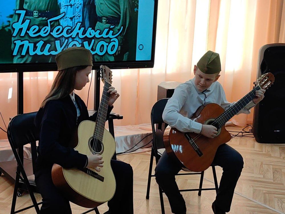 7 мая в стенах Ясиноватского городского музея мы собрались, чтобы отдать дань памяти героям Великой Отечественной войны 7 мая в стенах Ясиноватского городского музея мы собрались, чтобы отдать дань памяти героям Великой Отечественной войны