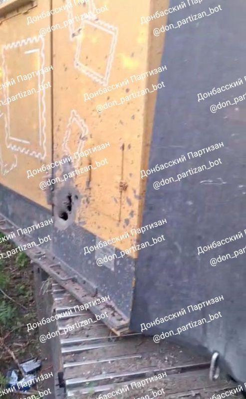 Удар по инженерной технике ВСУ в районе села Степановка Удар по инженерной технике ВСУ в районе села Степановка