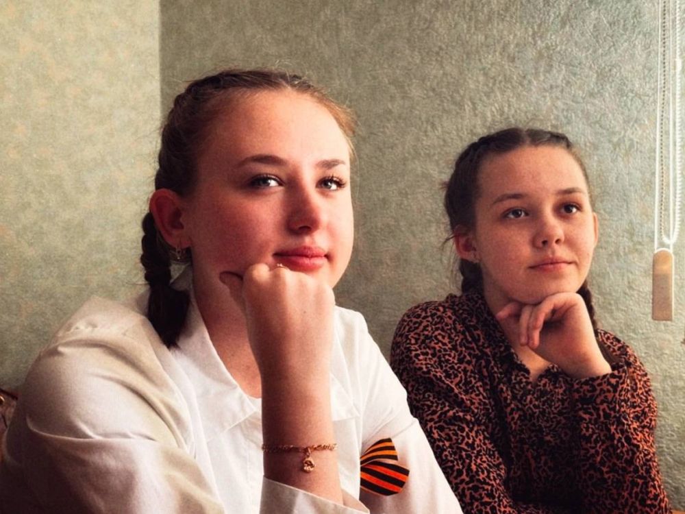Василий Ткачук: В преддверии 9 мая, при поддержке Управы Калининского внутригородского района Администрации городского округа Донецк, ГБПОУ Донецкий педагогический колледж посетил бывший военный, участник боевых действий СВО... Василий Ткачук: В преддверии 9 мая, при поддержке Управы Калининского внутригородского района Администрации городского округа Донецк, ГБПОУ Донецкий педагогический колледж посетил бывший военный, участник боевых действий СВО...