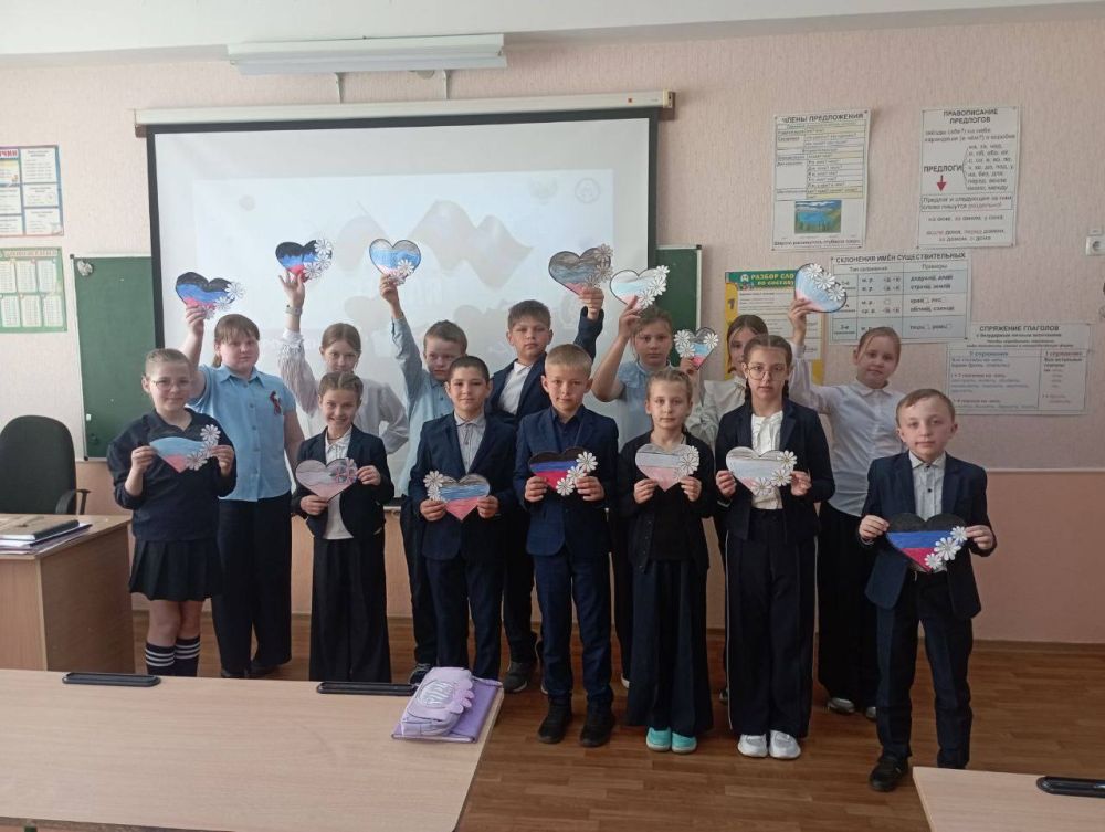 «С Днем рождения, Республика!» «С Днем рождения, Республика!»