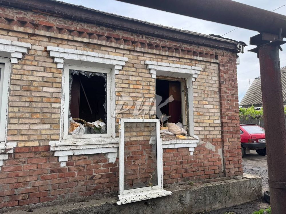 Иван Приходько: Последствия вчерашнего (06.05.2025 г.) артобстрела поселка Победа (Центрально-Городской район Горловки) со стороны украинских нацистов Иван Приходько: Последствия вчерашнего (06.05.2025 г.) артобстрела поселка Победа (Центрально-Городской район Горловки) со стороны украинских нацистов
