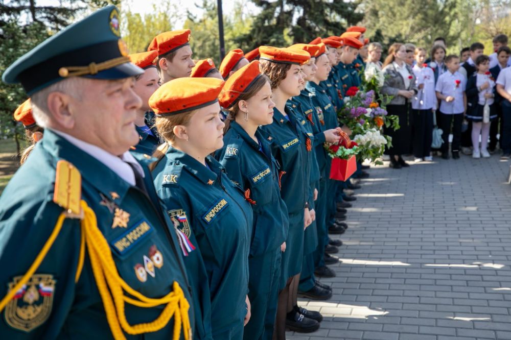 Олег Моргун: В кругу почетных гостей торжественно открыли памятник танкистам Южного фронта «Танк Т-34» Олег Моргун: В кругу почетных гостей торжественно открыли памятник танкистам Южного фронта «Танк Т-34»