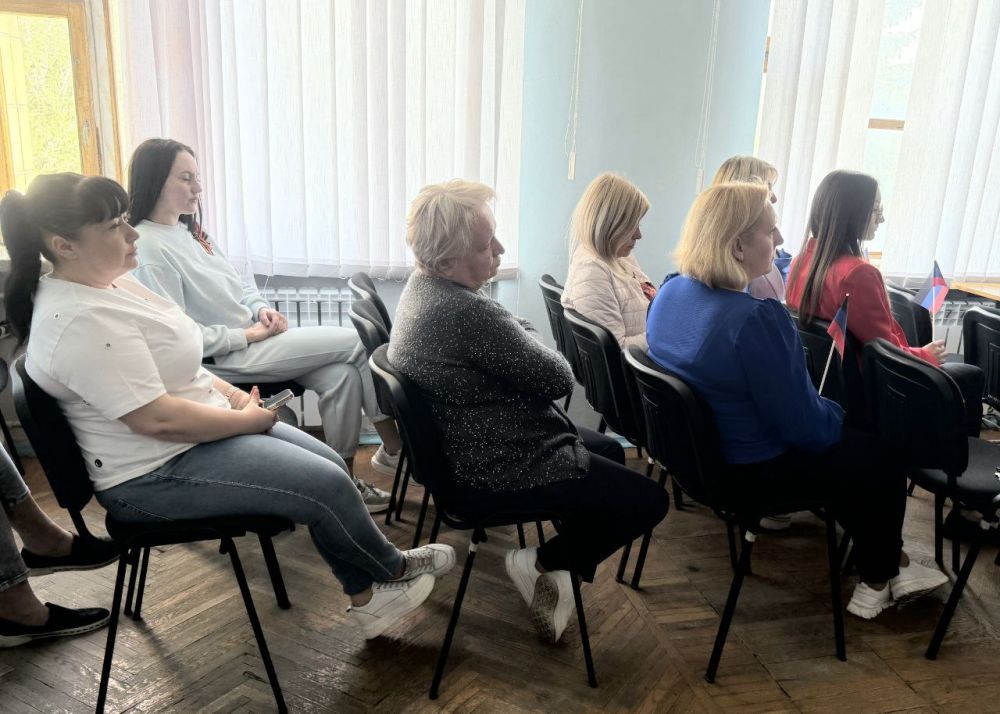 Иван Адамец: В Управе Куйбышевского района состоялось торжественное собрание, приуроченное ко Дню Республики Иван Адамец: В Управе Куйбышевского района состоялось торжественное собрание, приуроченное ко Дню Республики