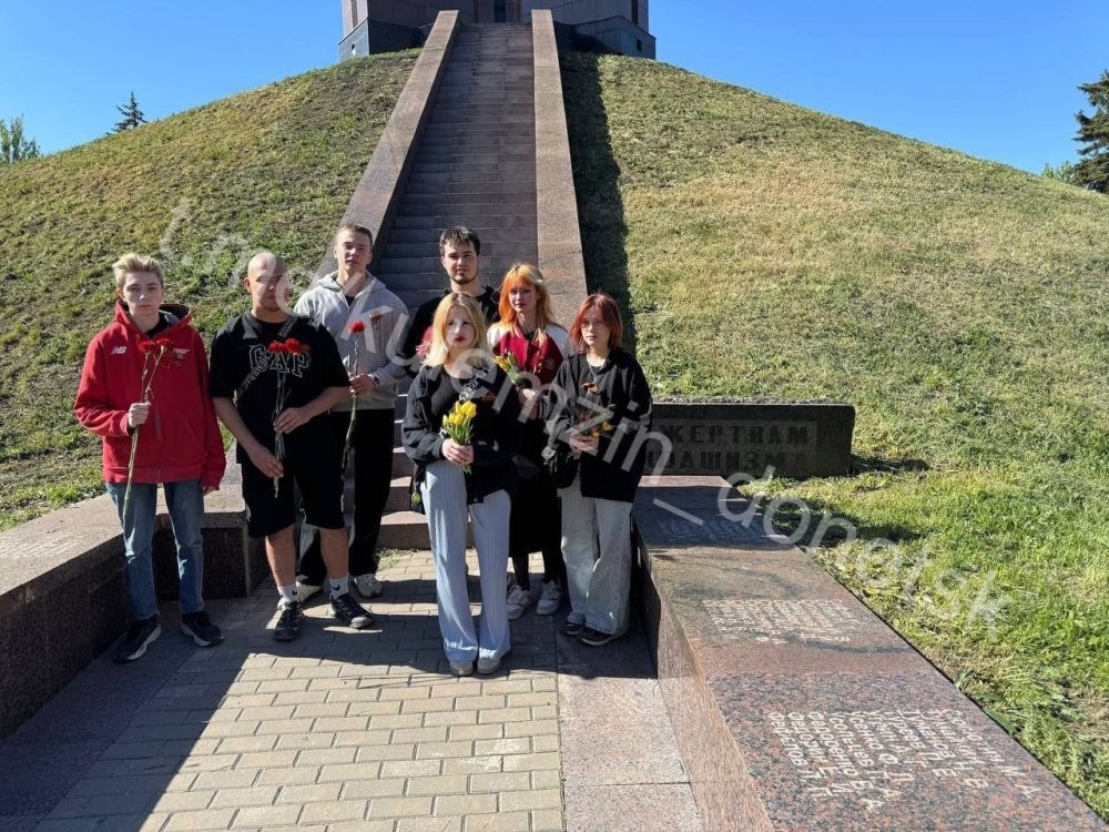 В рамках Года защитника Отечества, к 80-летию победы в Великой Отечественной войне, 6 мая в библиотеке-филиале № 3 для учащихся школы № 42 состоялся День патриота «Сквозь года звенит Победа» В рамках Года защитника Отечества, к 80-летию победы в Великой Отечественной войне, 6 мая в библиотеке-филиале № 3 для учащихся школы № 42 состоялся День патриота «Сквозь года звенит Победа»