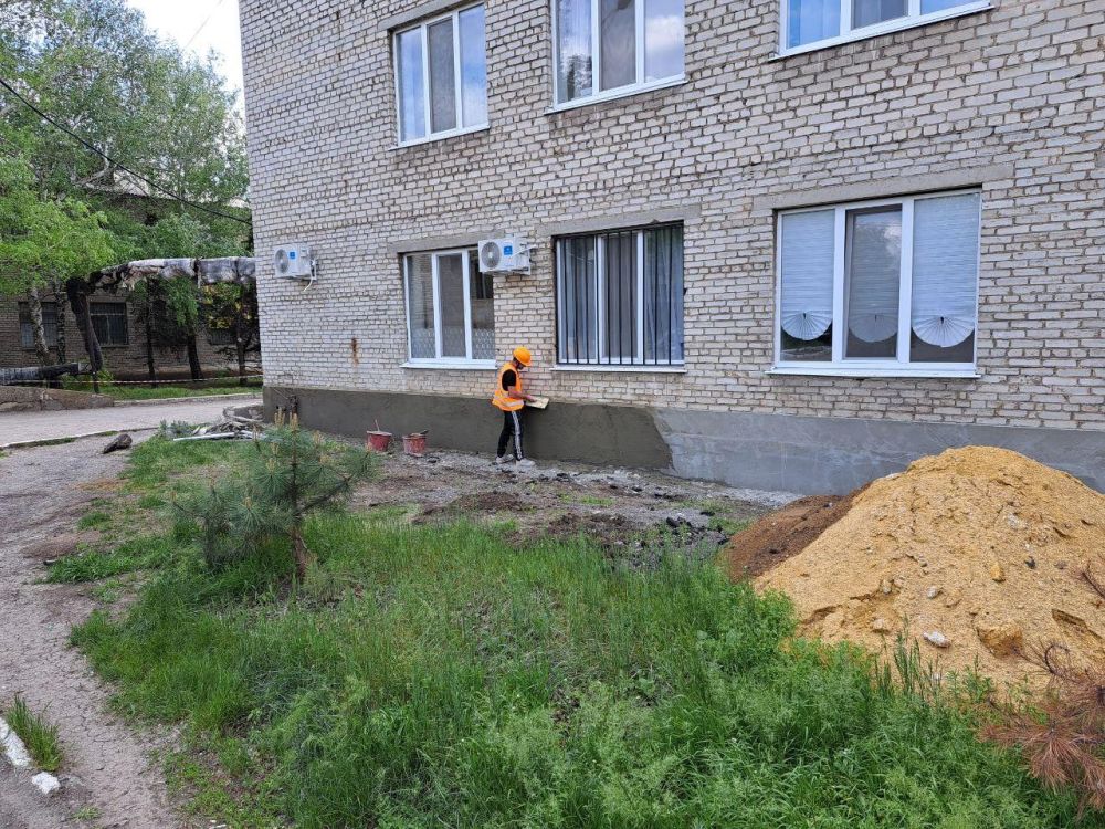 Николай Михайлов: При поддержке Забайкалья продолжается восстановление Центральной районной больницы в Старобешево Николай Михайлов: При поддержке Забайкалья продолжается восстановление Центральной районной больницы в Старобешево