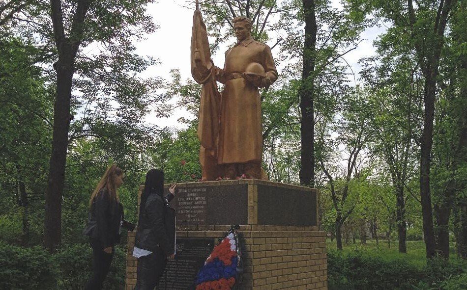 Наталья Бегуненко: В Петровском районе прошел автопробег, приуроченный к 80-летию Великой Победы Наталья Бегуненко: В Петровском районе прошел автопробег, приуроченный к 80-летию Великой Победы