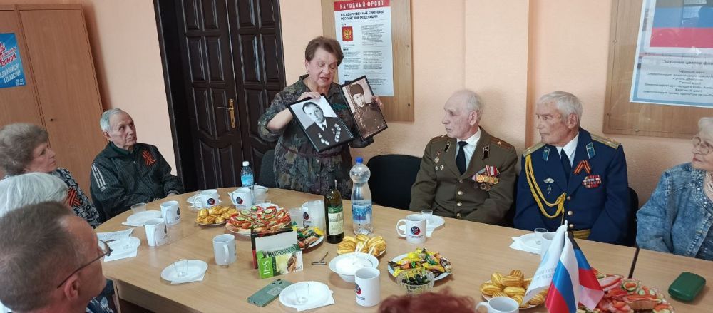 Юрий Будрин: В преддверии 80-летия Дня Победы, в Управе Кировского внутригородского района администрации городского округа Донецк ДНР состоялась встреча с Активом Кировской районной организации ветеранов города Донецка Юрий Будрин: В преддверии 80-летия Дня Победы, в Управе Кировского внутригородского района администрации городского округа Донецк ДНР состоялась встреча с Активом Кировской районной организации ветеранов города Донецка